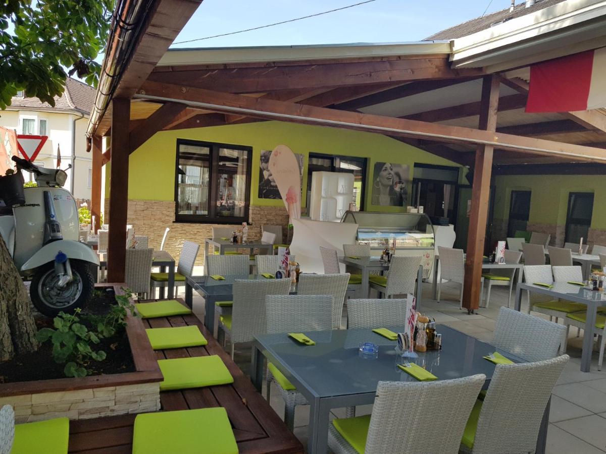 Zum Kleinen Italiener - Ristorante Pizzeria Pension Geinberg Exteriér fotografie